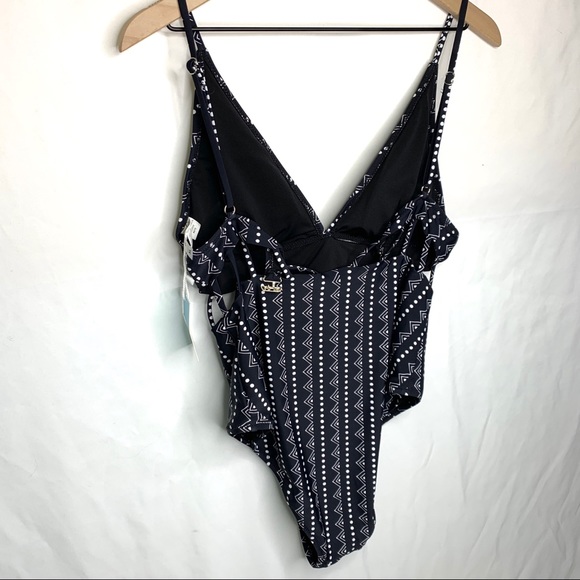 Cupshe black and white one piece swimsuit XL - Picture 2 of 8